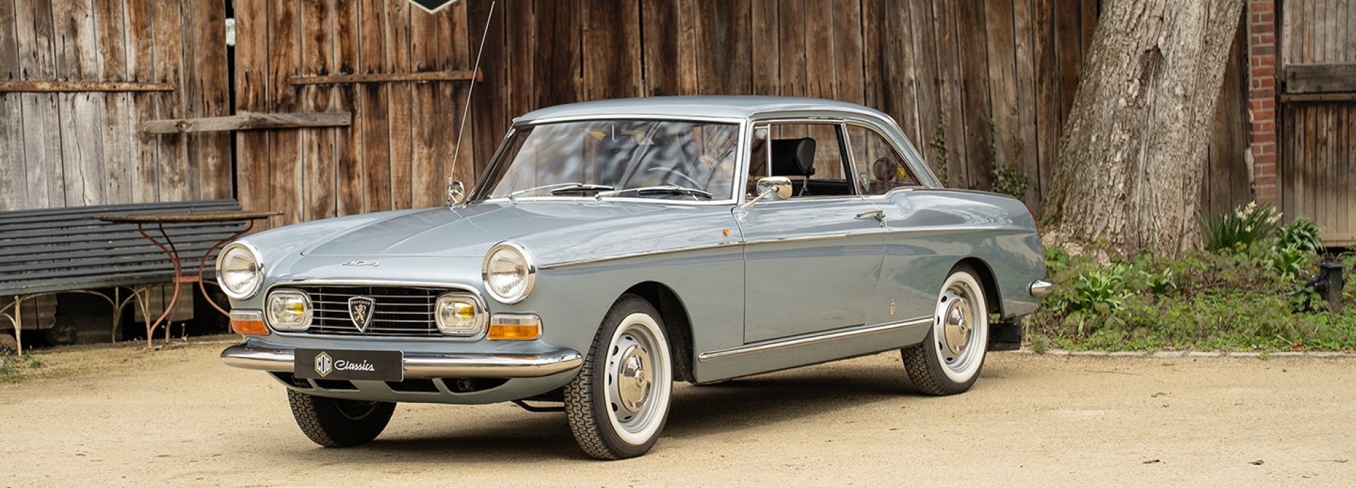 Peugeot 404 Coupe 1